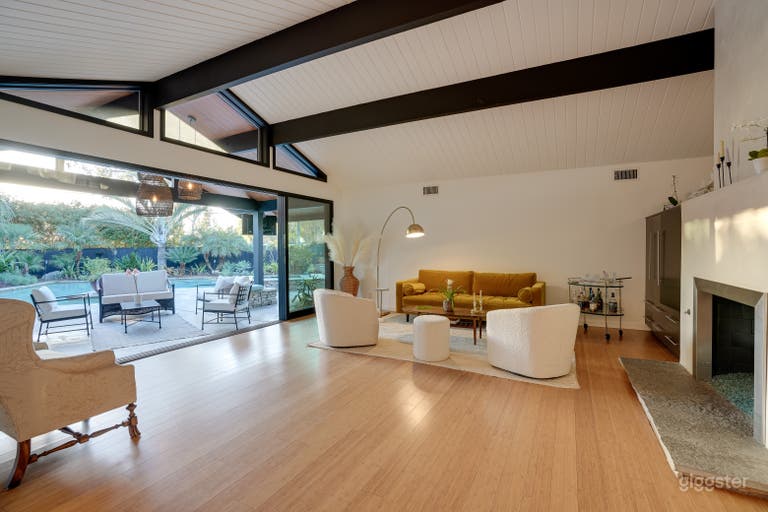  Film. Photograph. Create. Escape. 