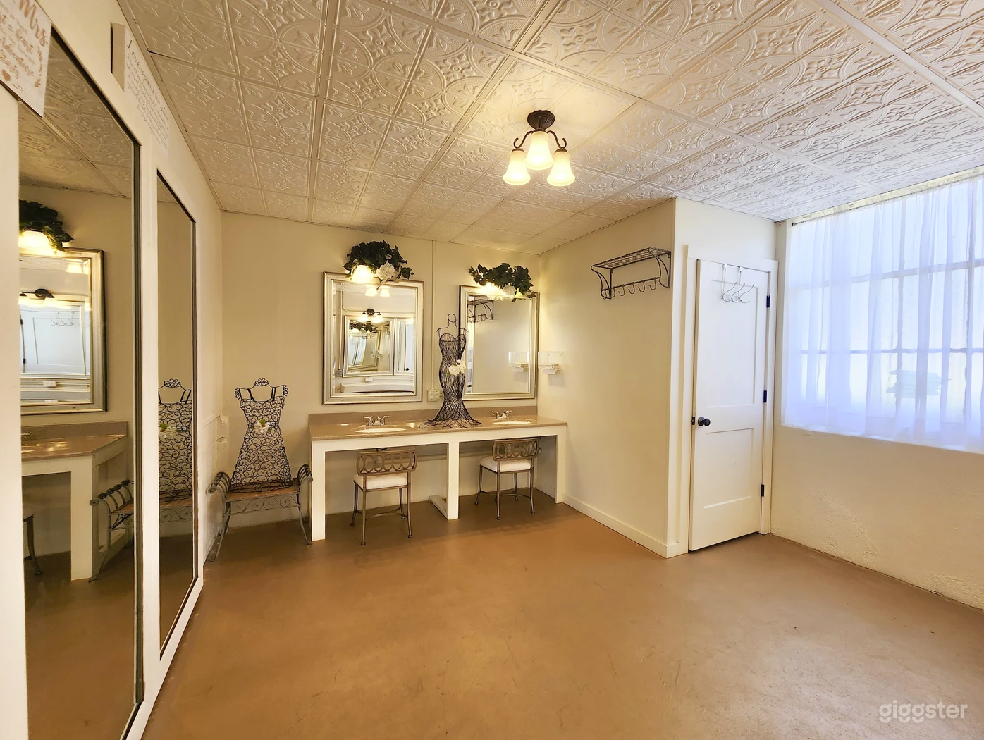 Rural Historic Church Building Photo 2