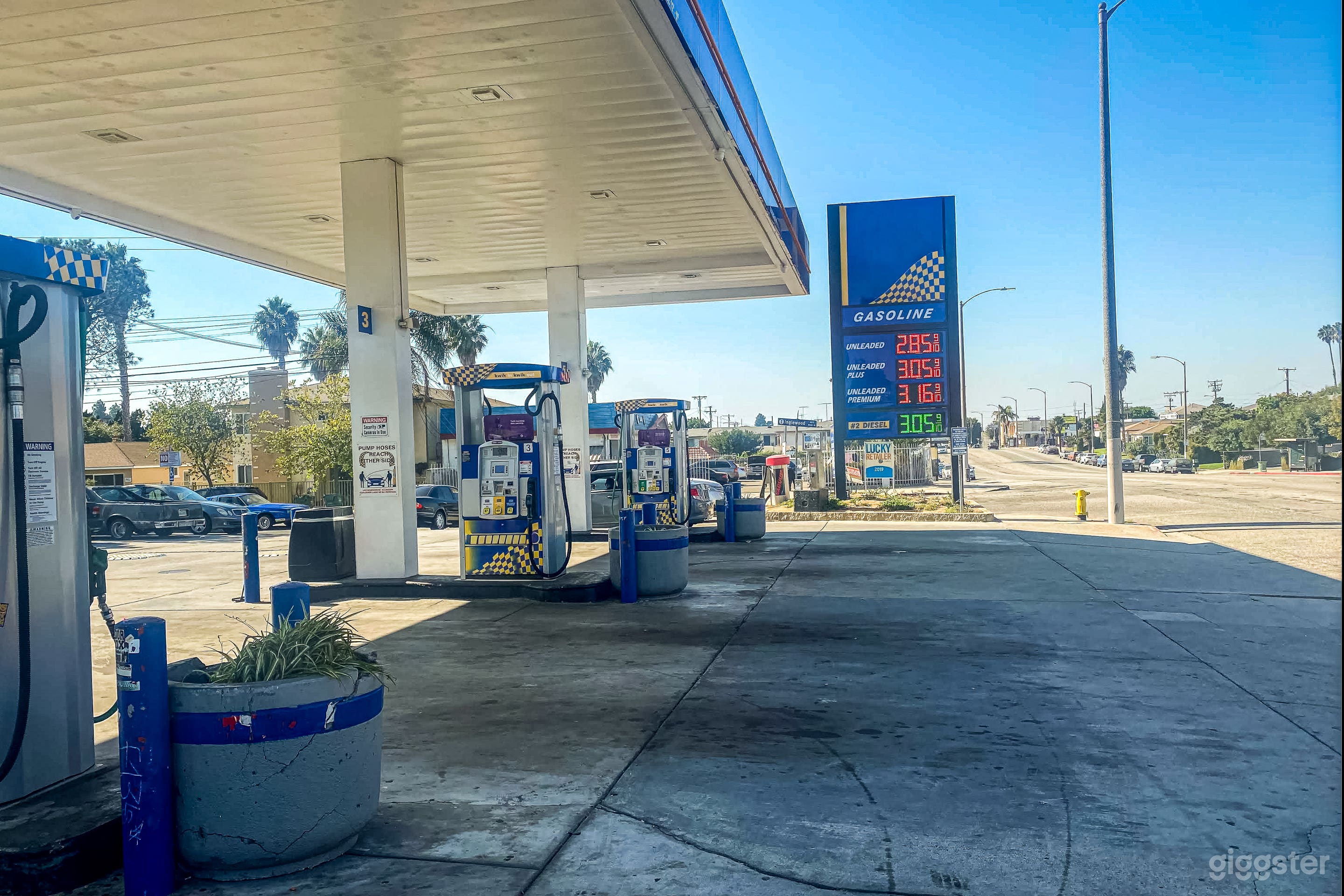 Vintage Blue Canopy Gas Station w/ Market, Wide Lot & Street Photo 2