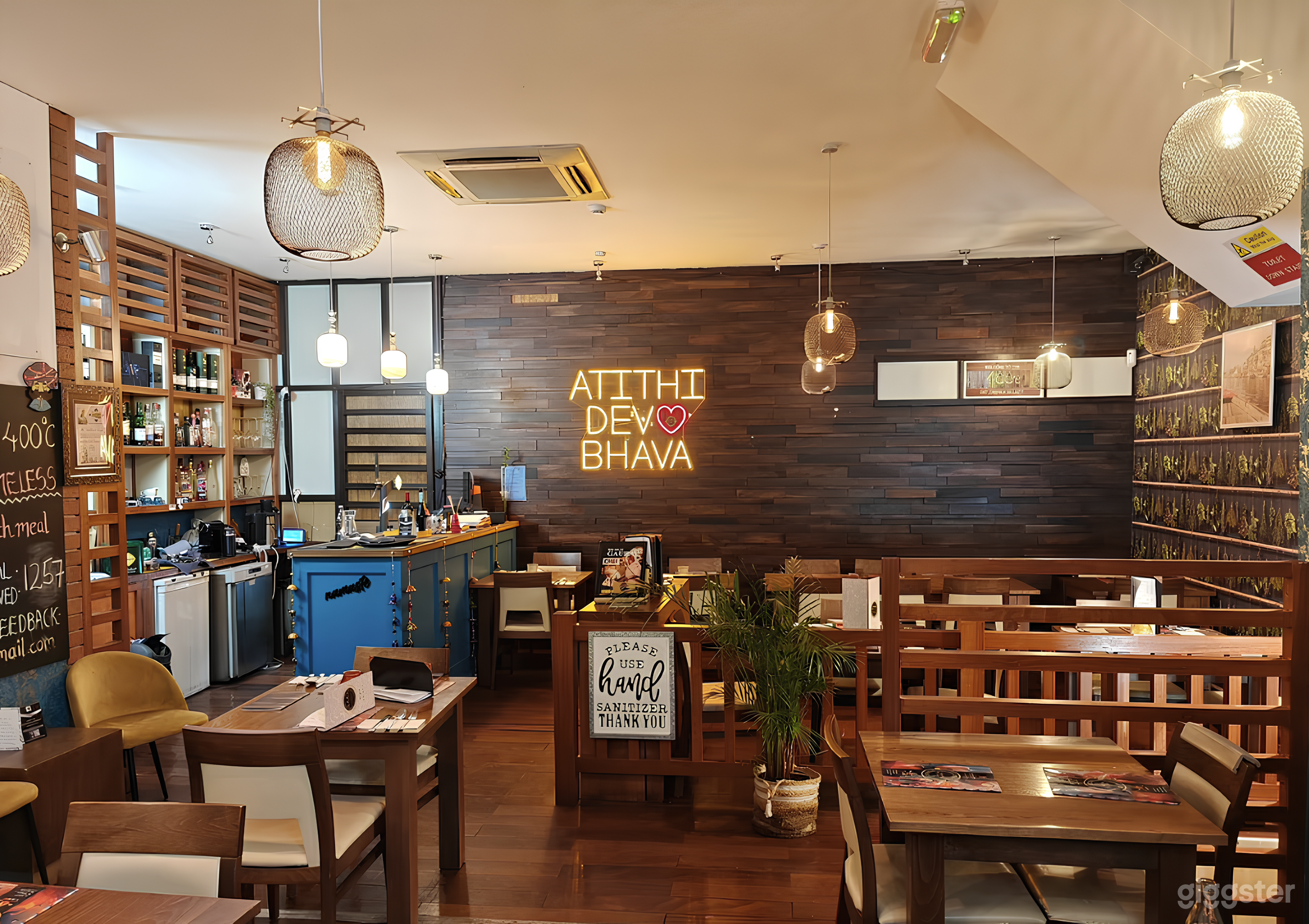 Main Hall and Restaurant  Photo 1