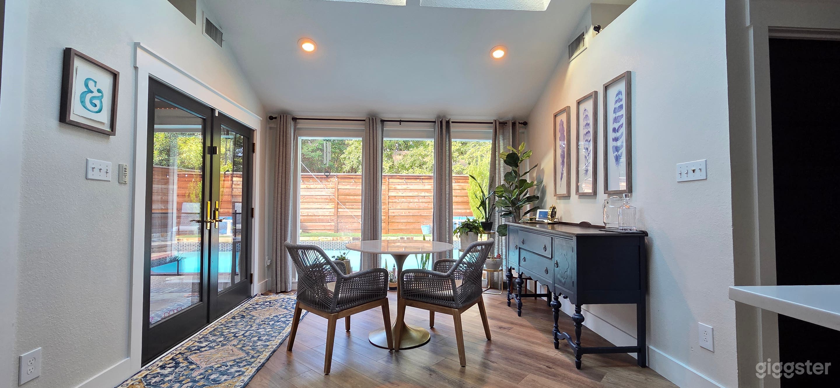 Rehabbed Grapevine House w/ TONS Of Natural Light Photo 3