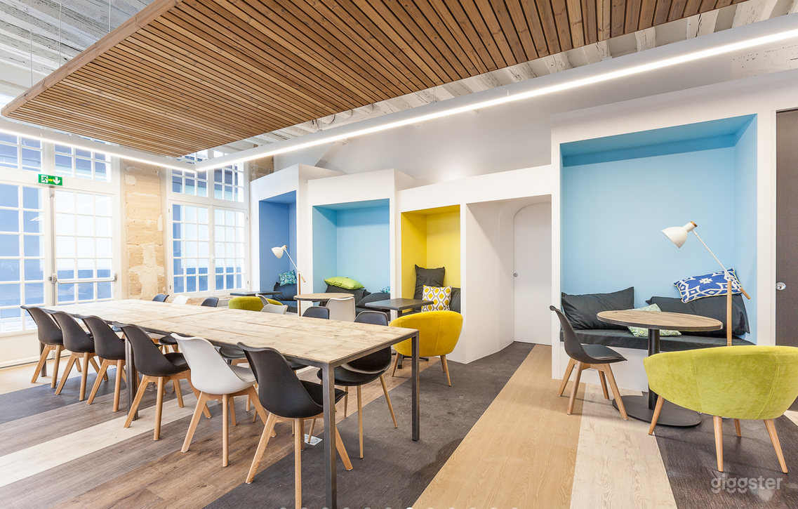 A Parisian Co-Working Space with Stone Walls Photo 1