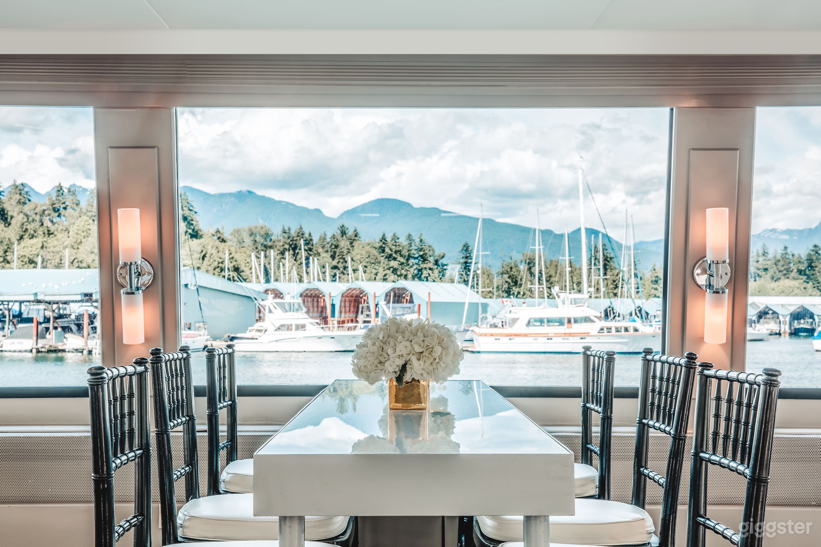 Pacific Yacht, 105ft Luxury Yacht Vancouver Venue Photo 3