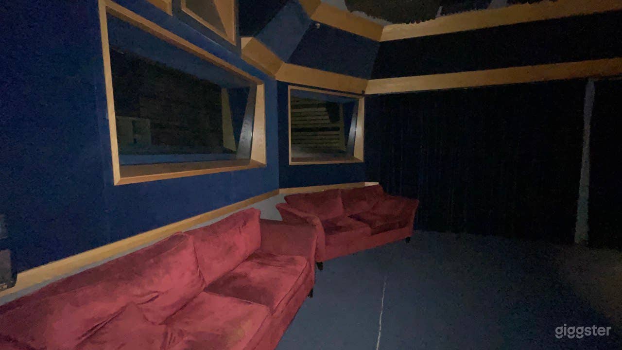 Class A building/ film post-production facility studio #2 Photo 3