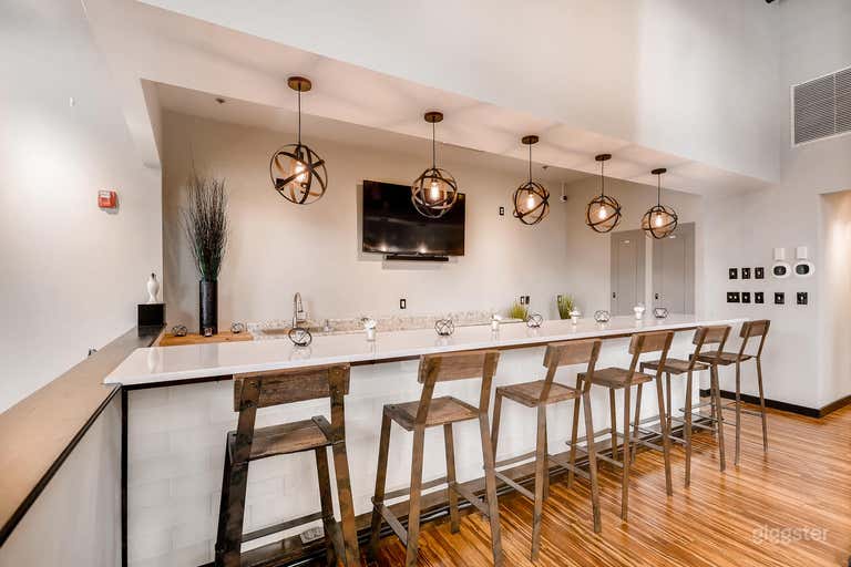  Elegant Hipster Uptown Venue 