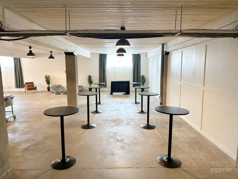  Industrial event space 