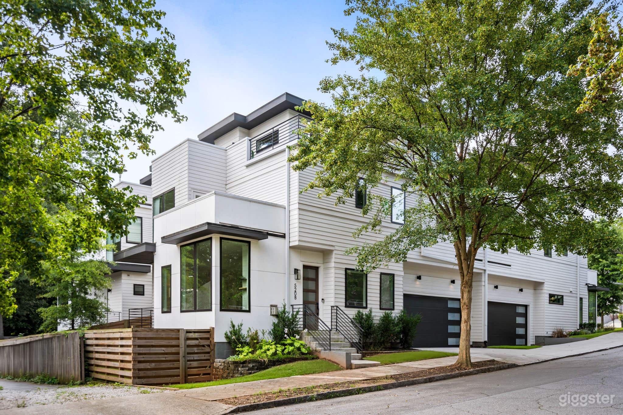 Modern Atlanta Home by Beltline Trail Photo 2