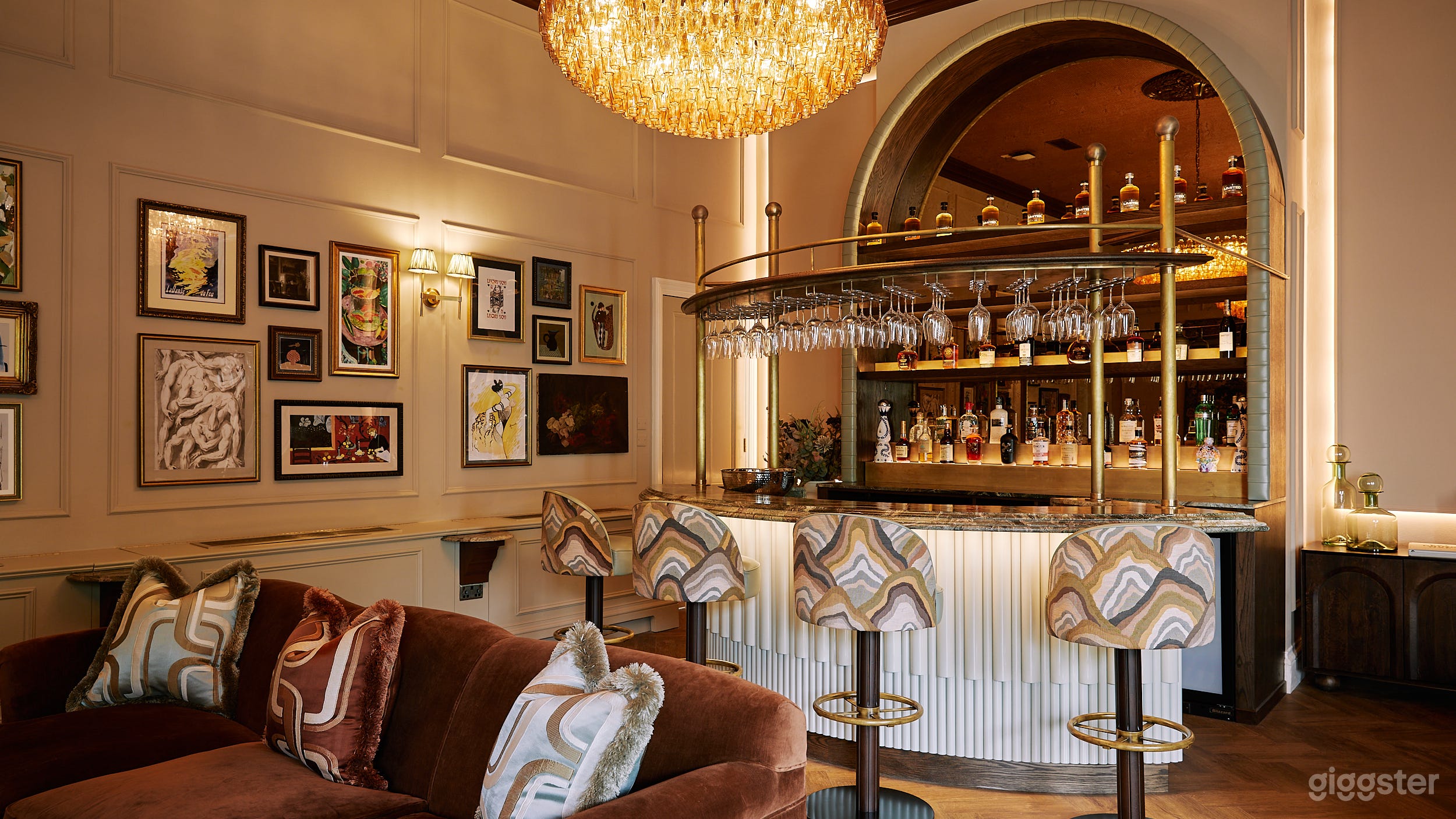 Stunning Event Space Mayfair Photo 3