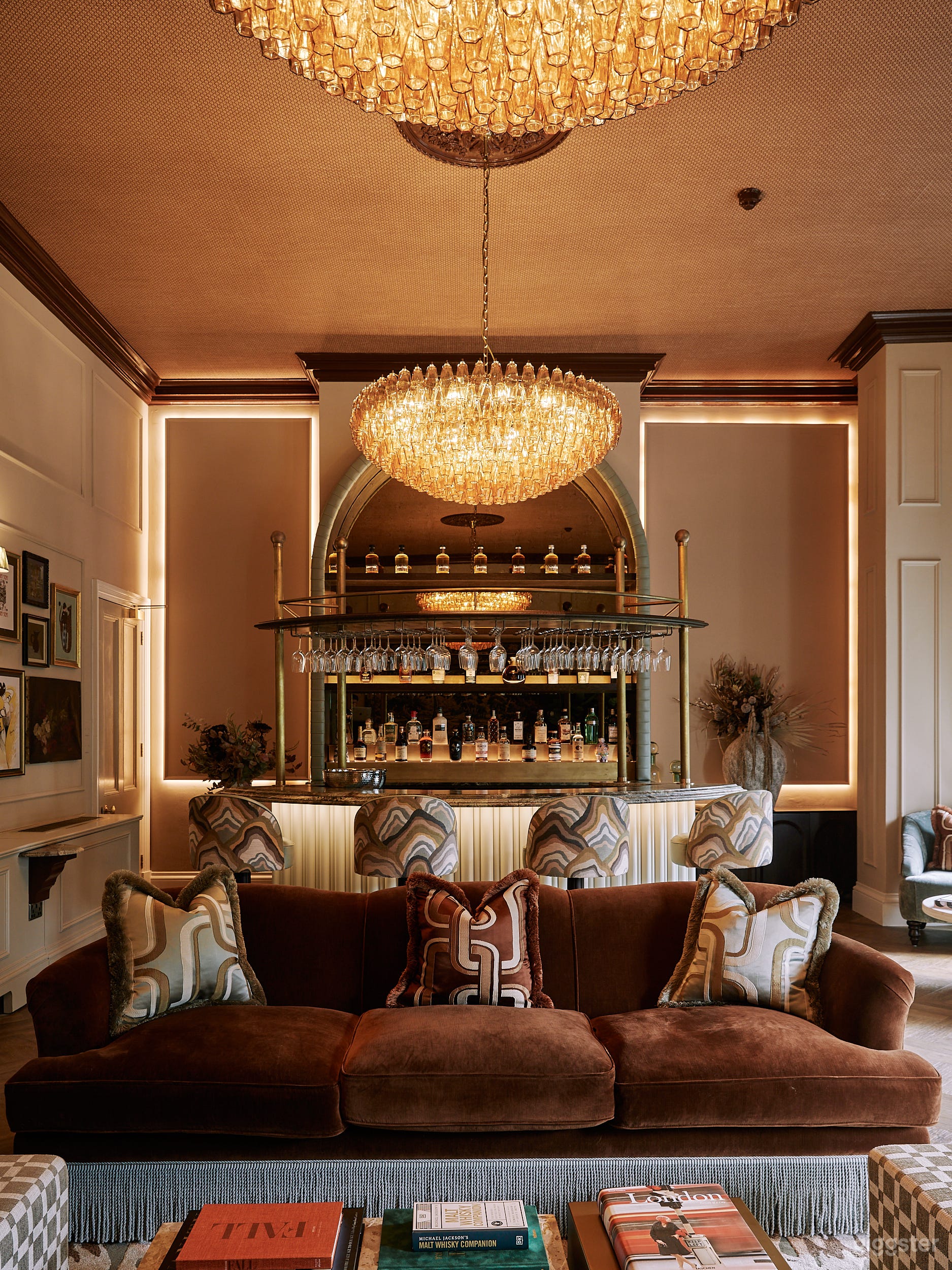 Stunning Event Space Mayfair Photo 4