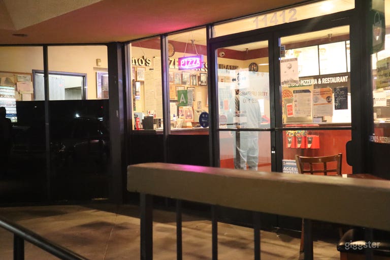  Restaurant , Pizzeria  