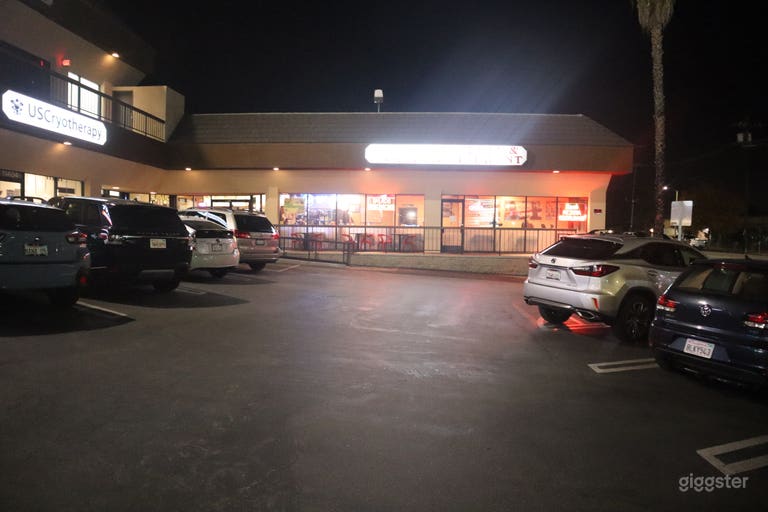  Restaurant , Pizzeria  