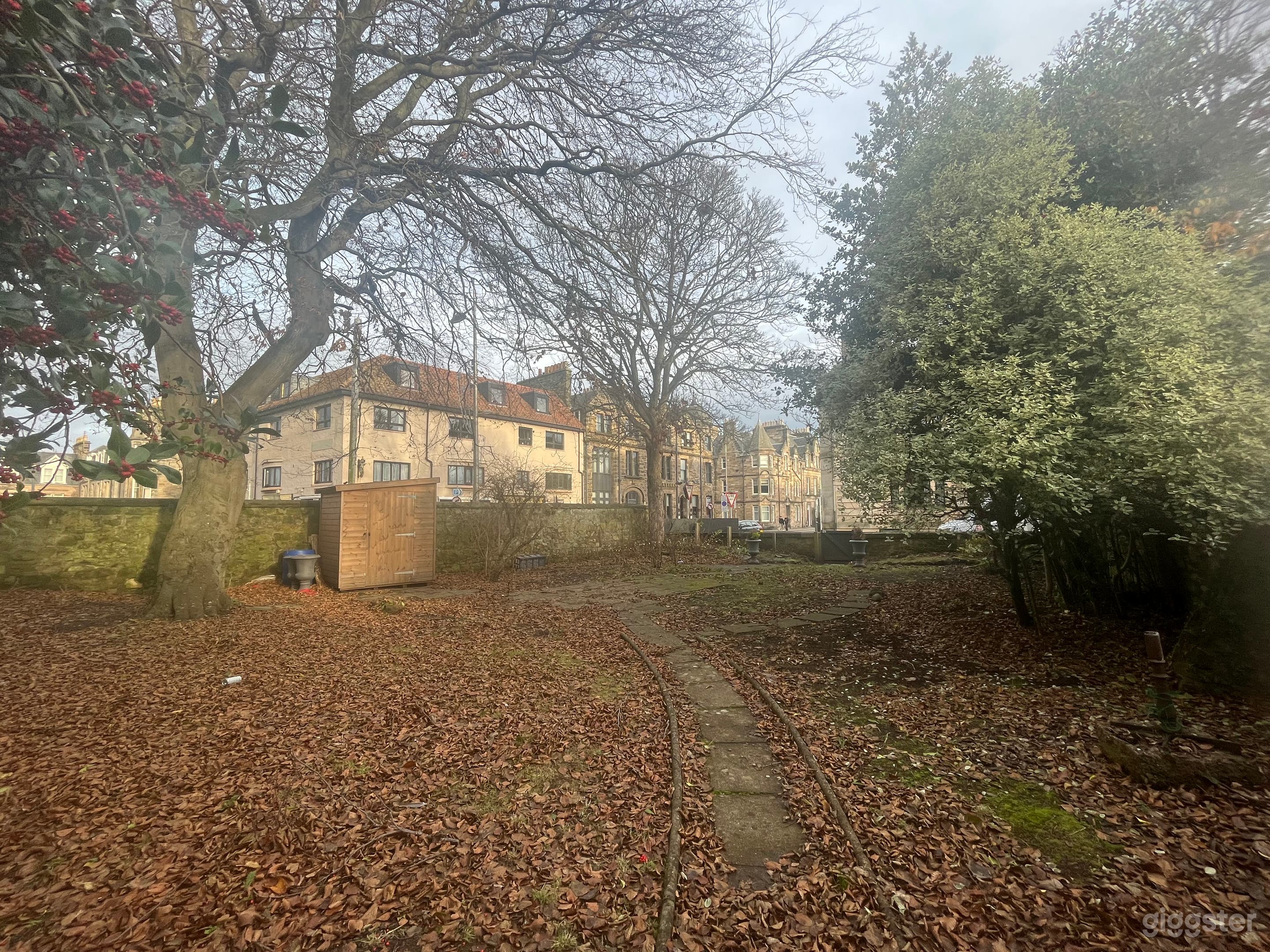 Charming Coffee Garden with Unique Horsebox Kiosk Photo 2
