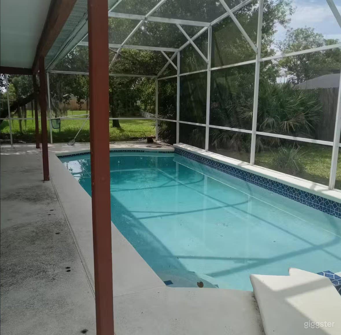 A perfect covered pool in Kissimmee Photo 3