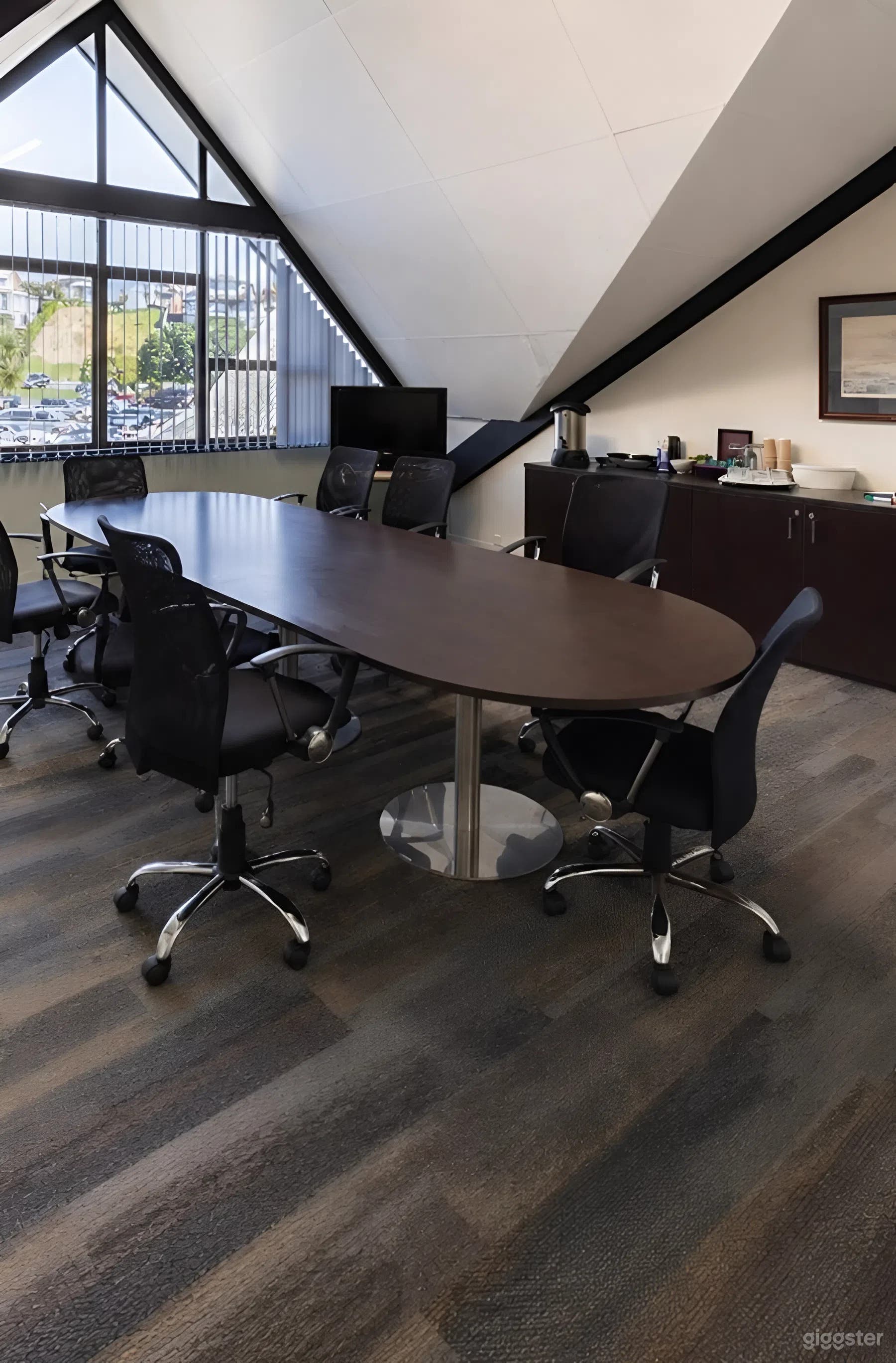 Private Boardroom for Meetings & Executive Sessions Photo 3