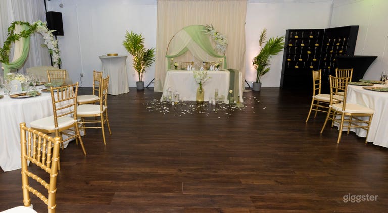  Charming Event Space for up to 100 Guests 