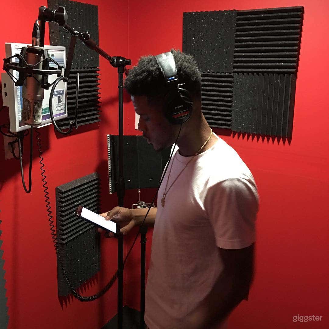 Fully-Equipped Production Studio in Mansfield Photo 4