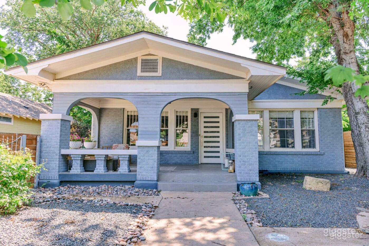 Historic Craftsman Bungalow Turned Commercial Studio Photo 1