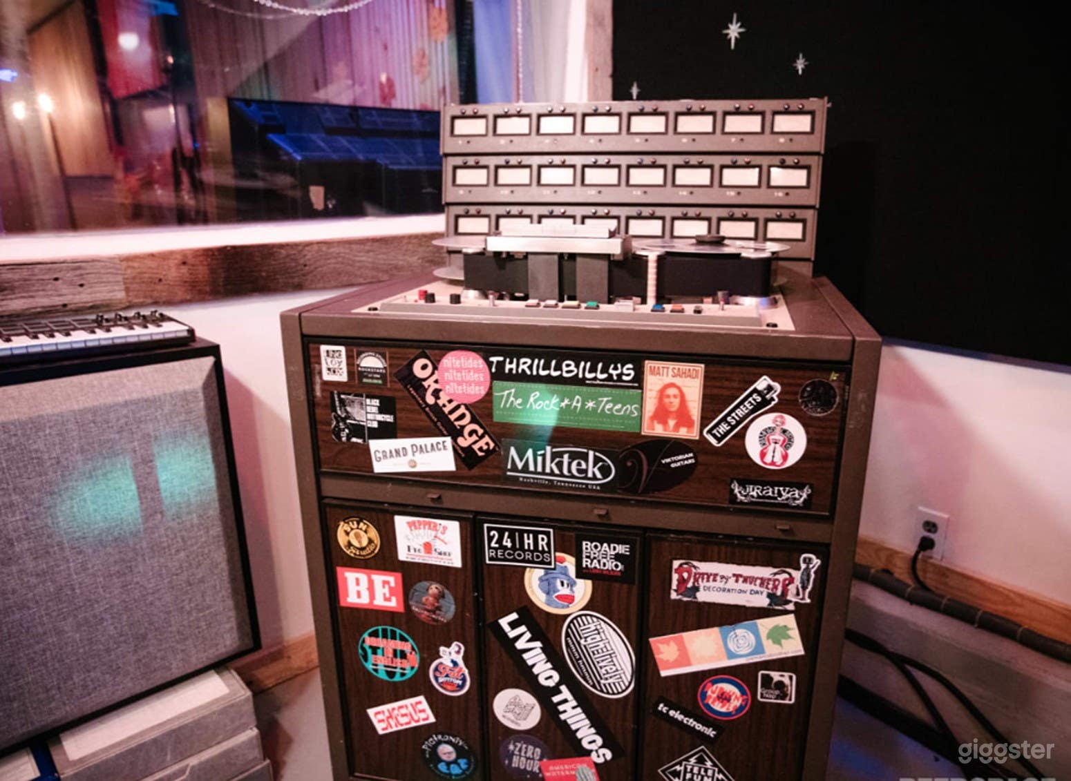 Music Row Recording Studio – Retro/Vintage Gear Photo 3