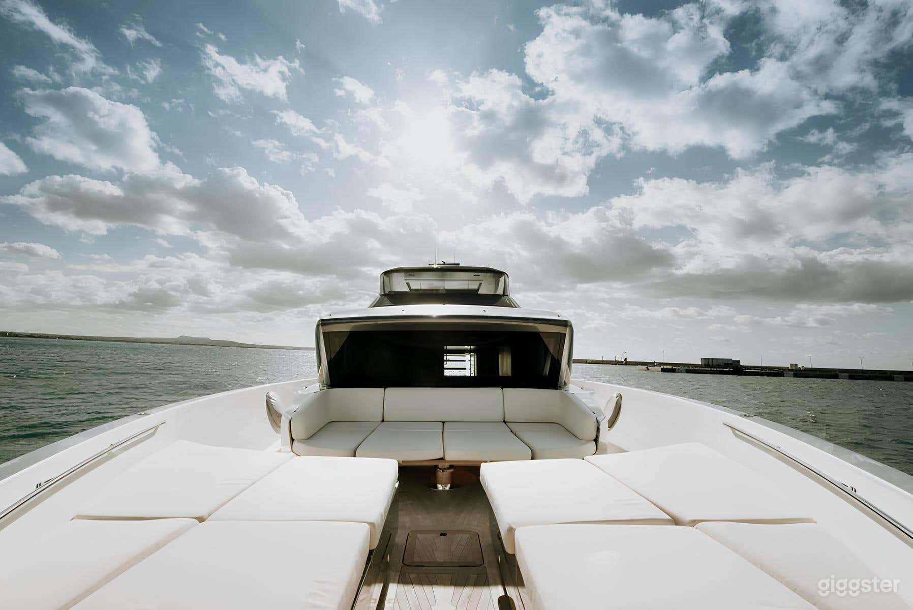 Elegant and Exclusive 88' San Lorenzo  Photo 1