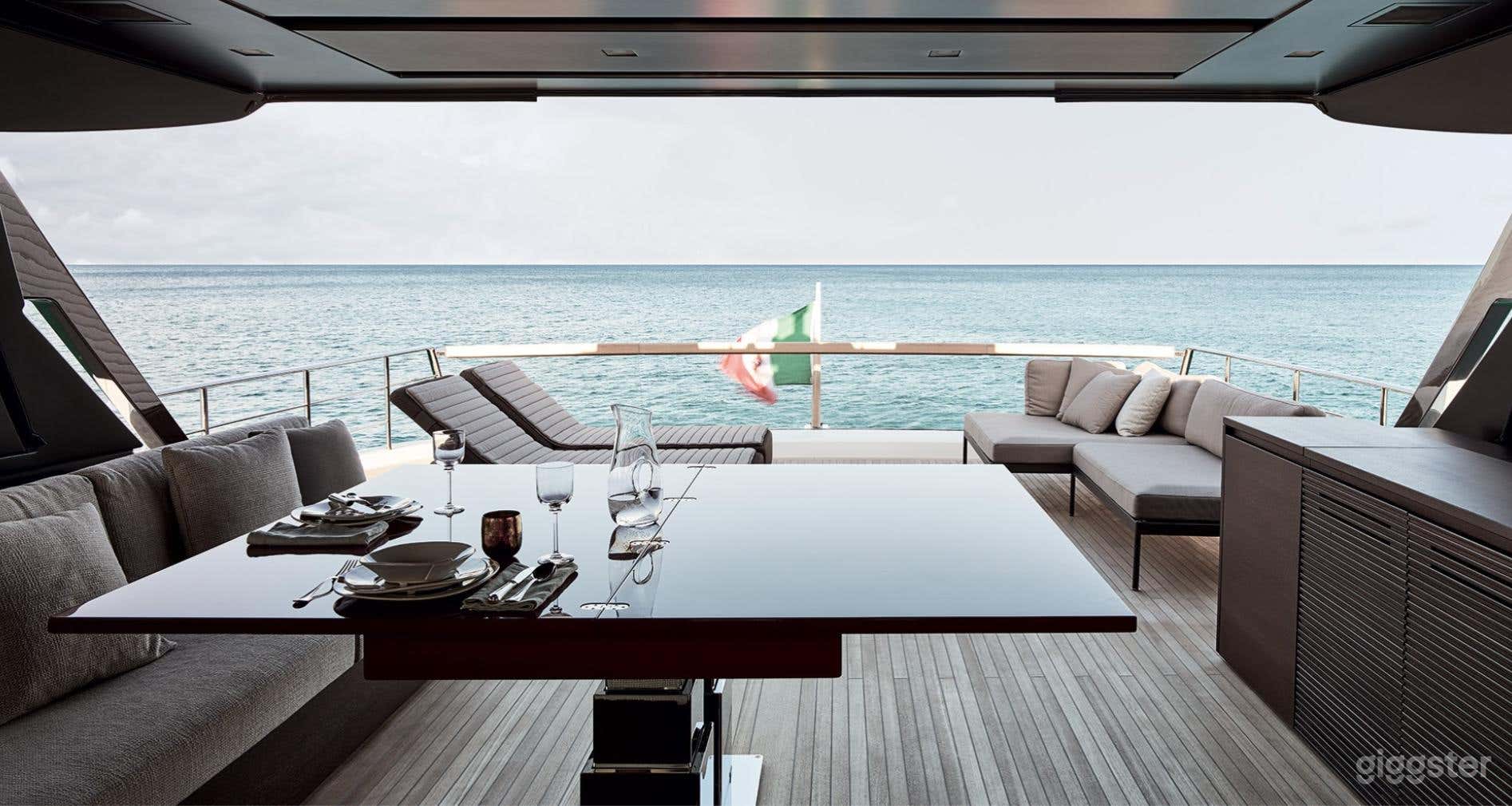 Elegant and Exclusive 88' San Lorenzo  Photo 2