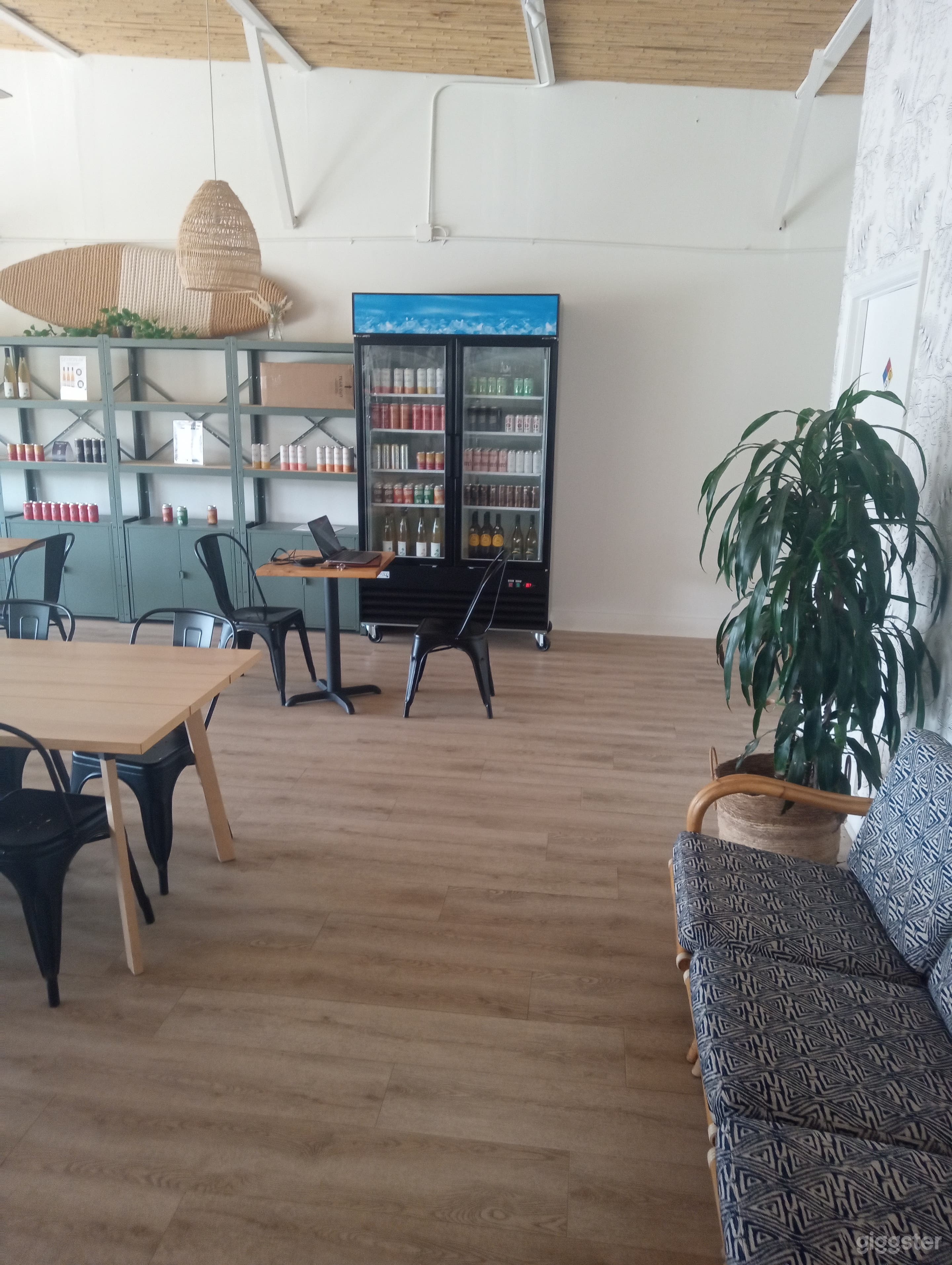 Event Space in the 12 South/Edgehill area  Photo 4