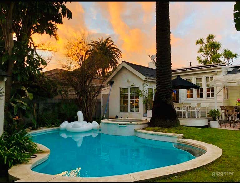  Private Backyard Pool with Spa and Garden Vibes 