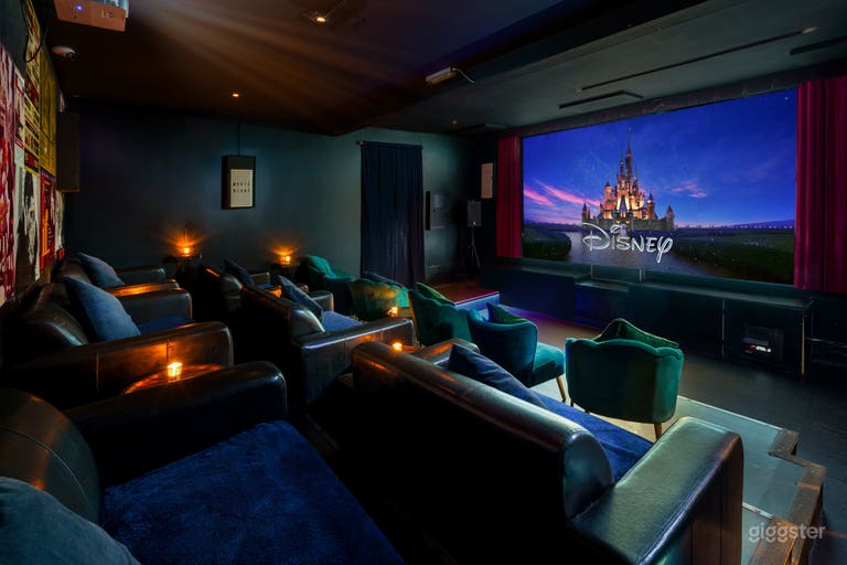  The Exhibit Bar & Restaurant 