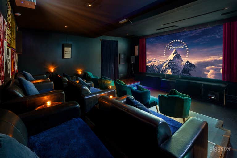  The Exhibit Bar & Restaurant 