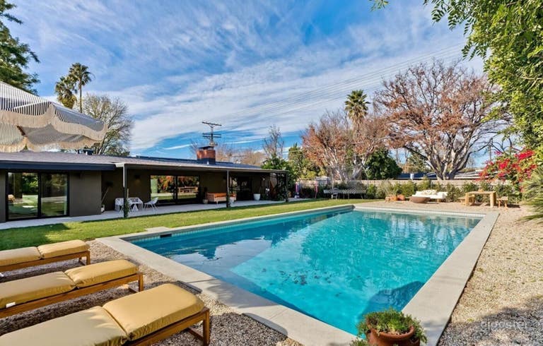  Mid-Century Design Swimming Pool 