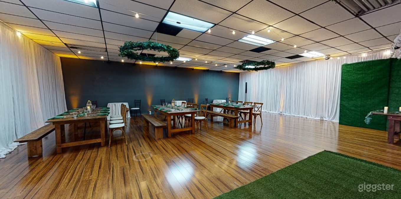 Elegant Reception Room with Kitchen in Clearwater Photo 3