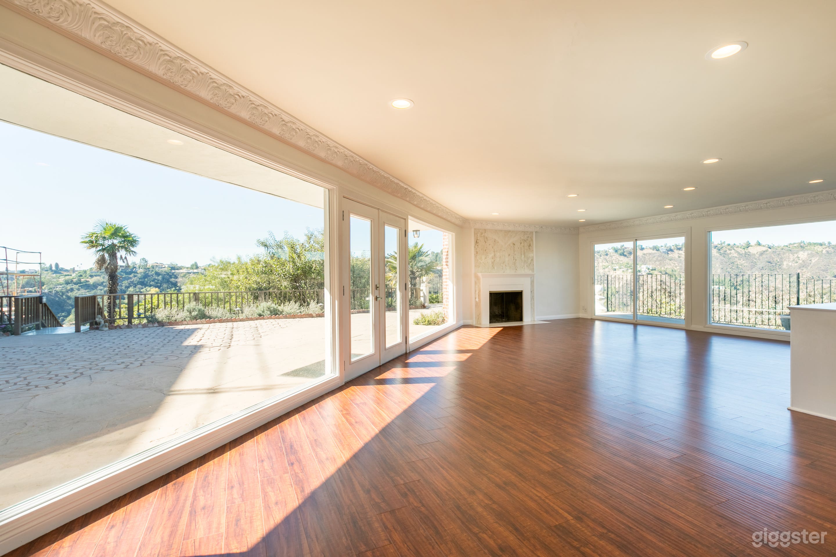 Bel Air View Photo 1