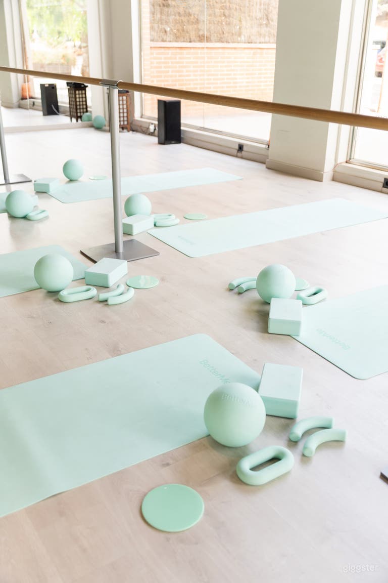  Estudio de yoga sereno en Castelldefels 