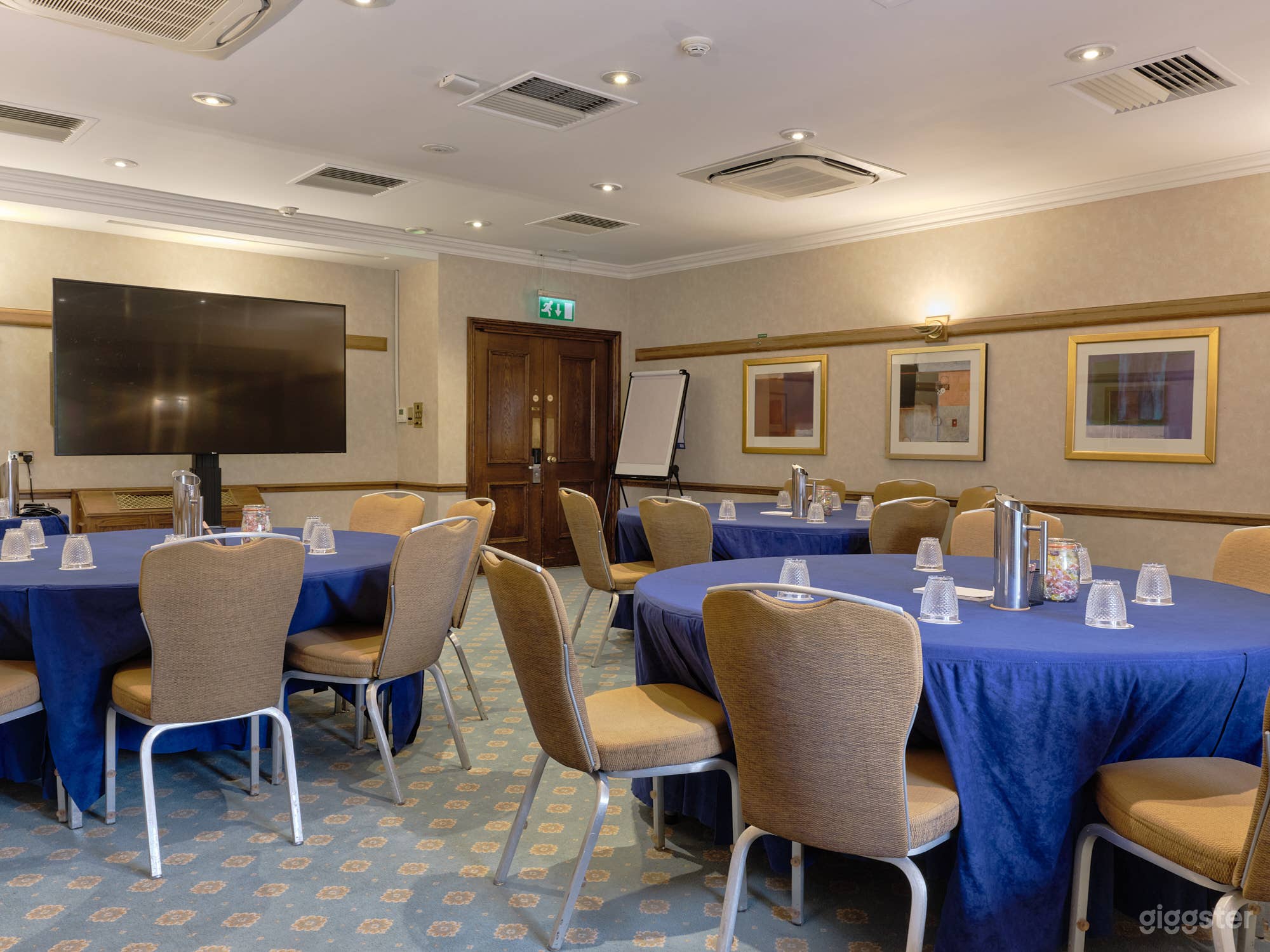 The Oakham Suite Photo 1