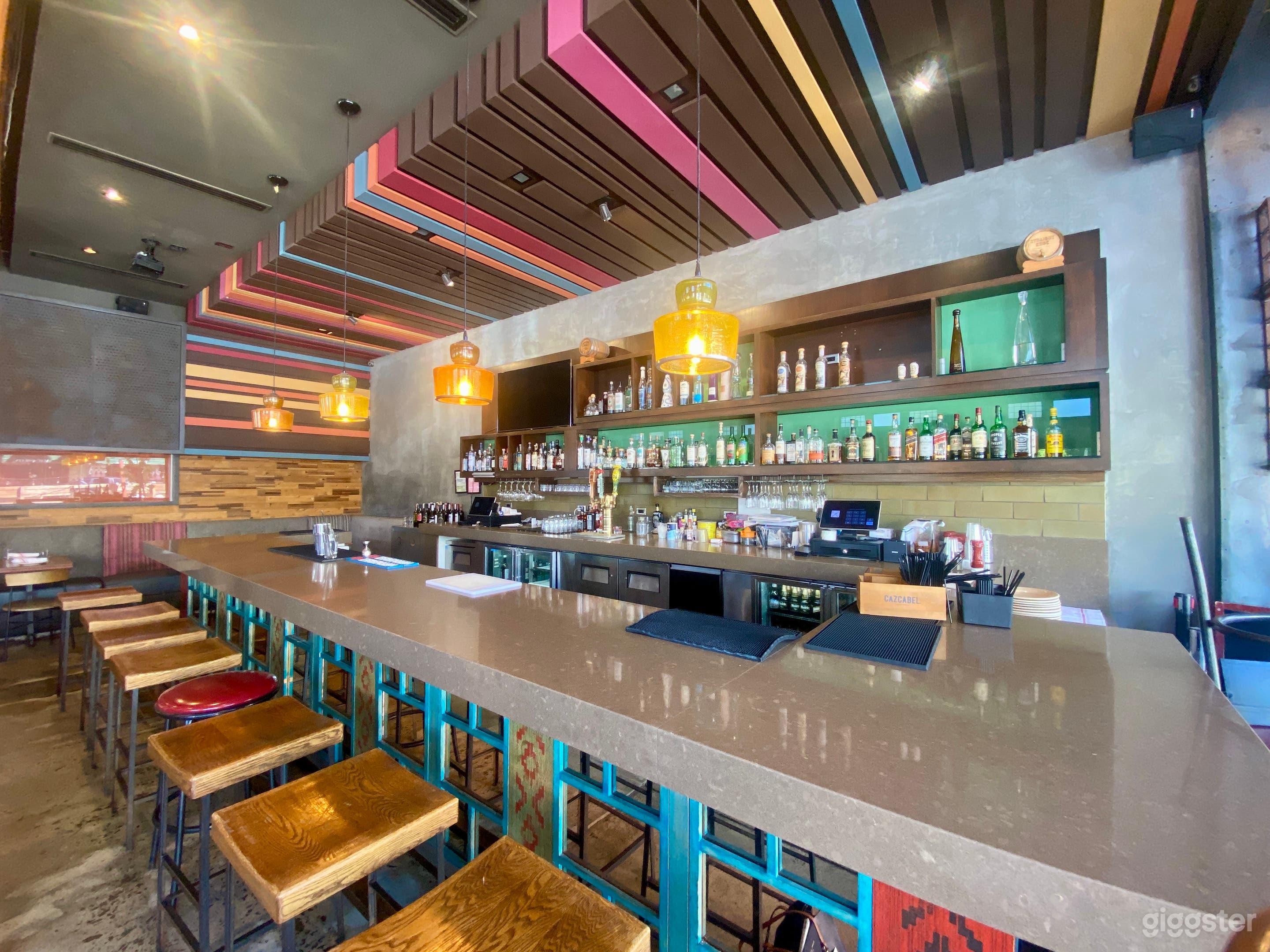 Industrial Chic Restaurant and Bar Photo 3