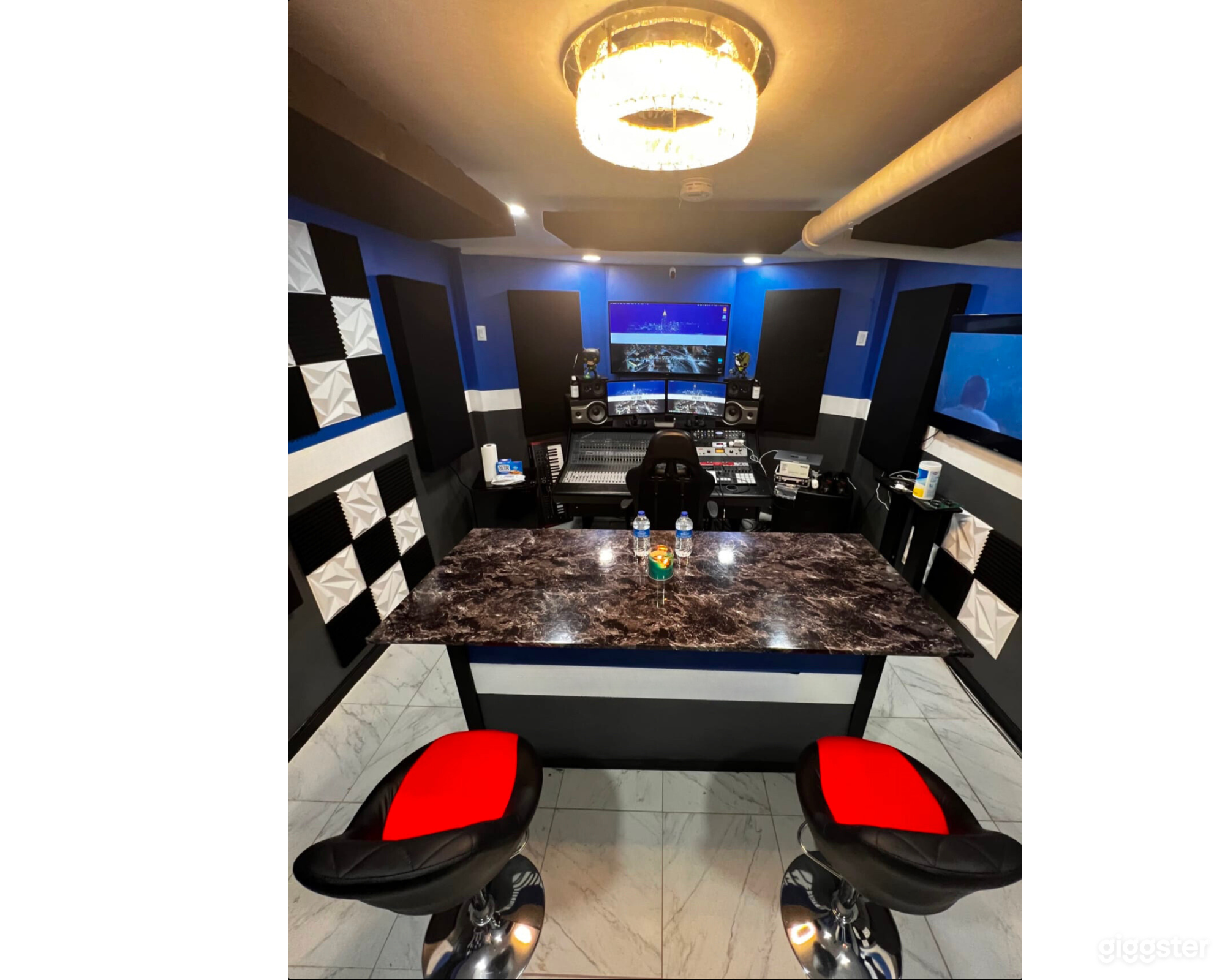 Private Recording Studio Photo 1