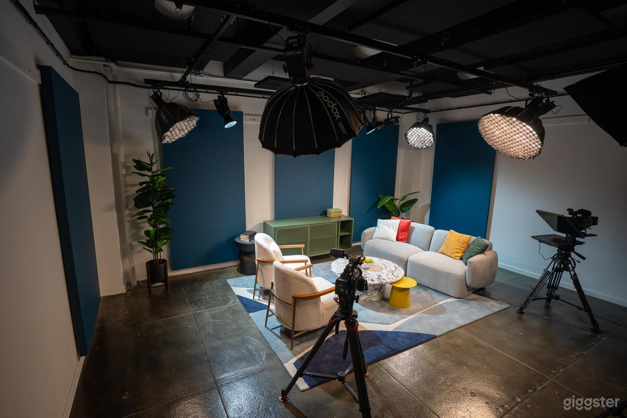 Production Studio Photo 4