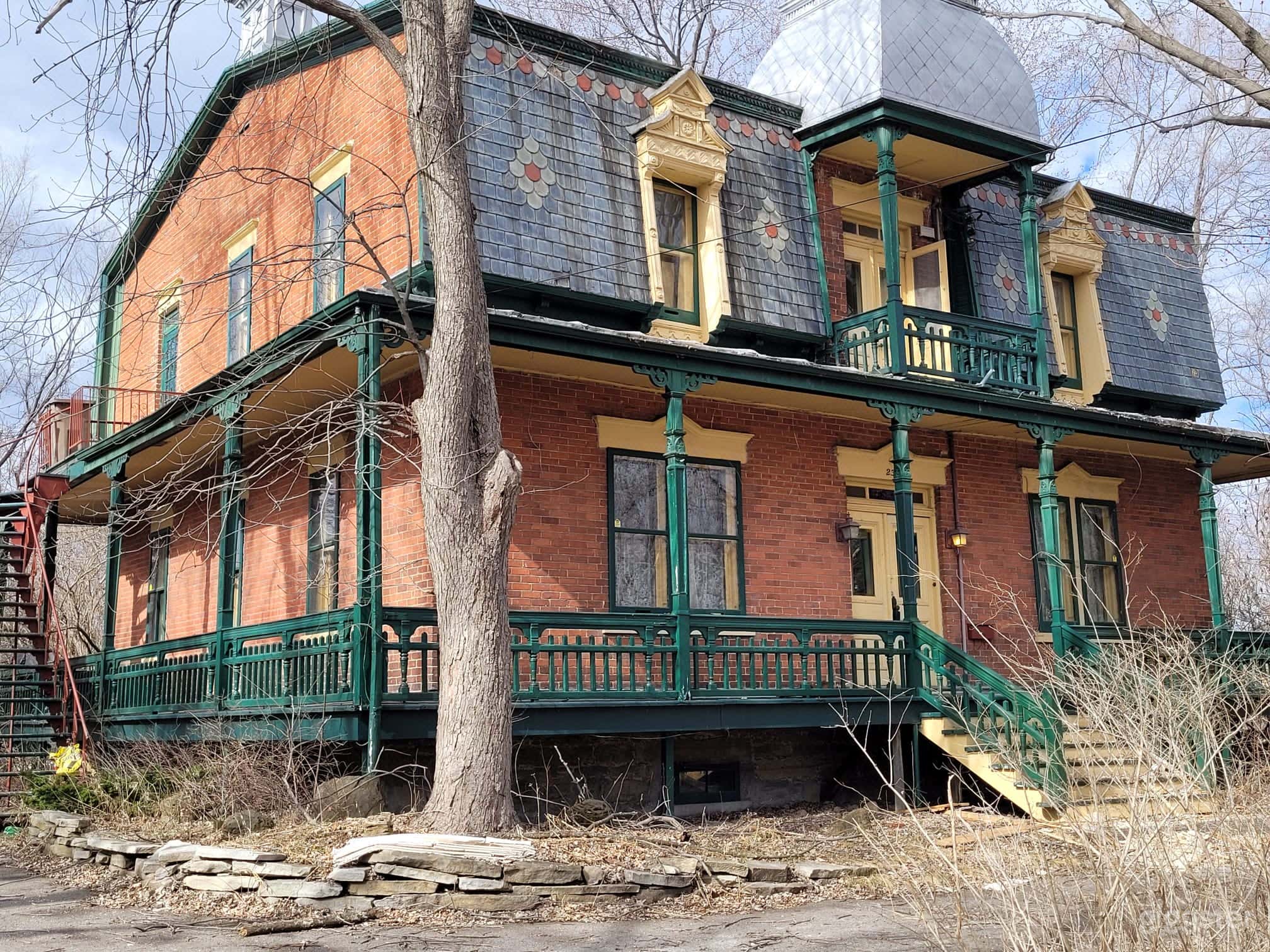 Haunted or Centennial House Photo 1