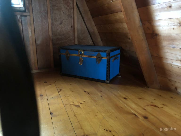  2nd floor is wide open and used as a 1 bedroom - could be divided as needed. 