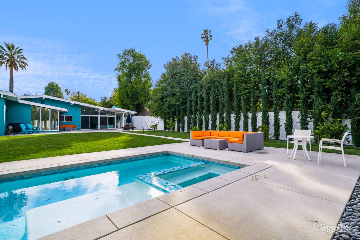 VIBRANT MIDCENTURY-MODERN HOUSE/POOL Photo 1
