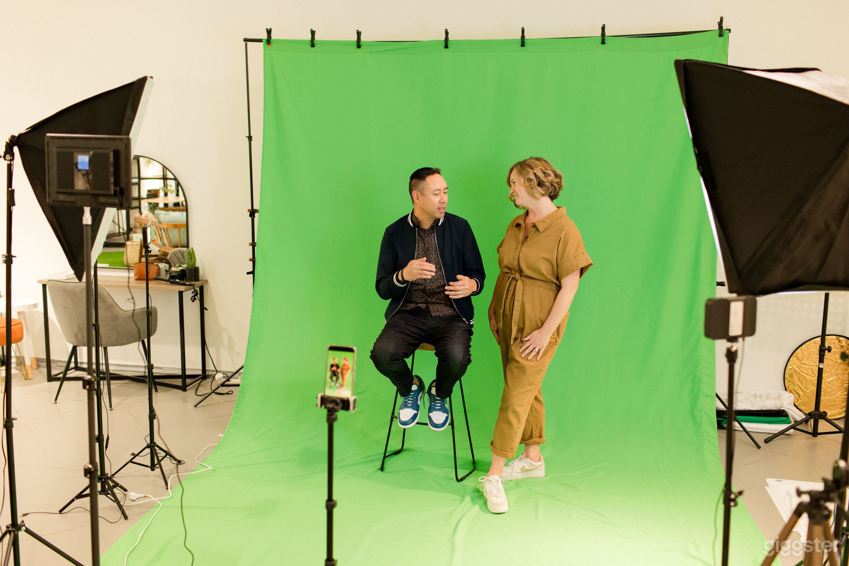 Versatile Photoshoot Space Photo 2