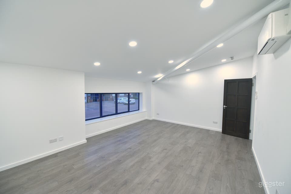 25m2 room blank canvas great for photoshoots 