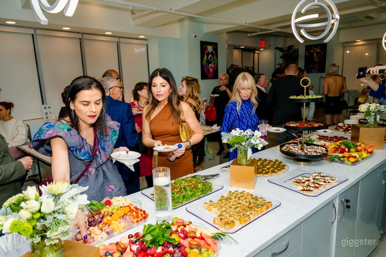  Events | Modern NYC Café | Interactive Tables 