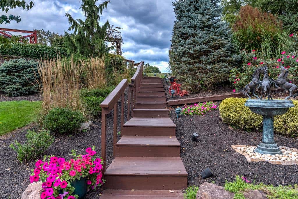 1850s Barn Conversion to a home and inn Photo 3