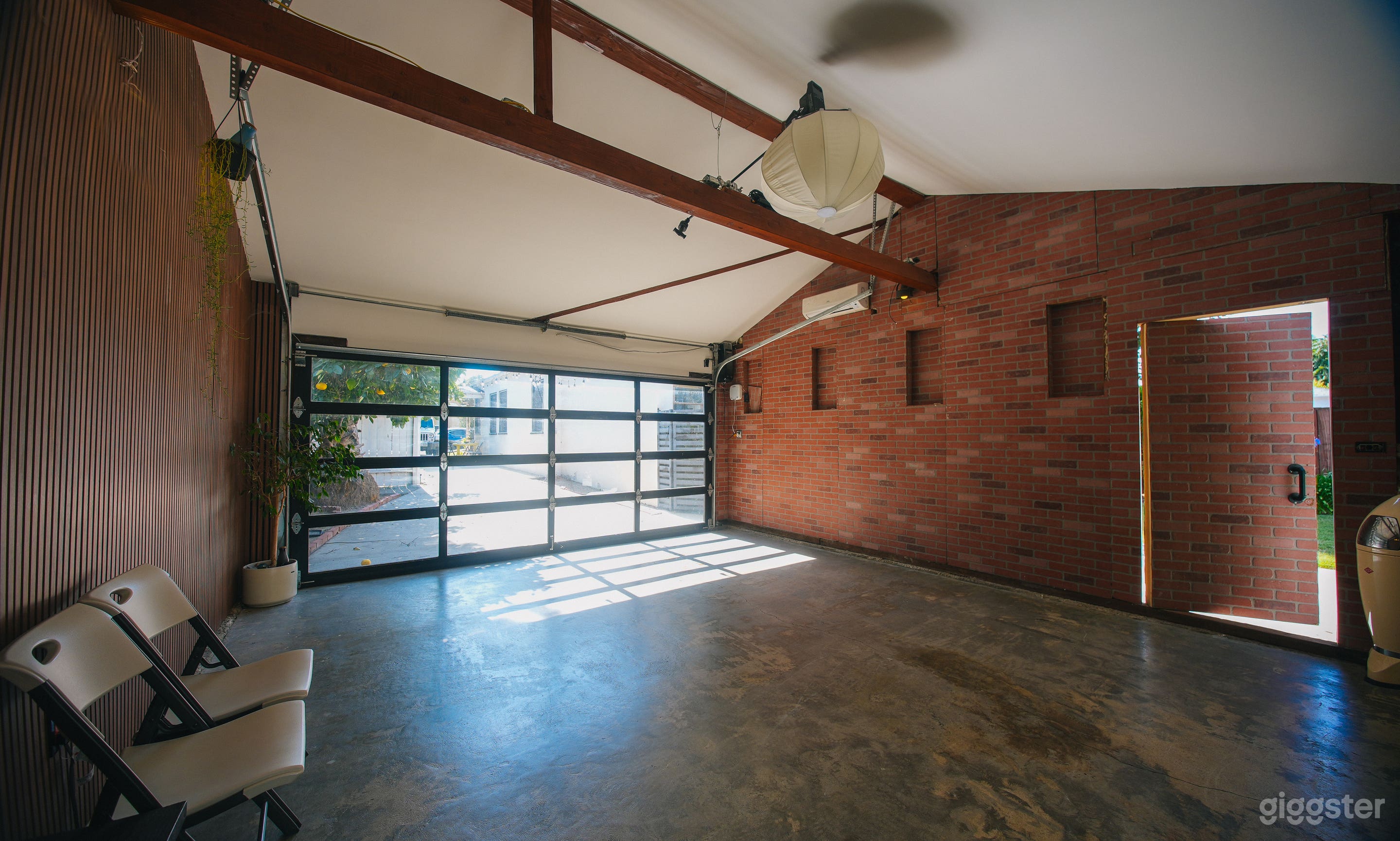 NORTH HOLLYWOOD DANCE STUDIO Photo 3