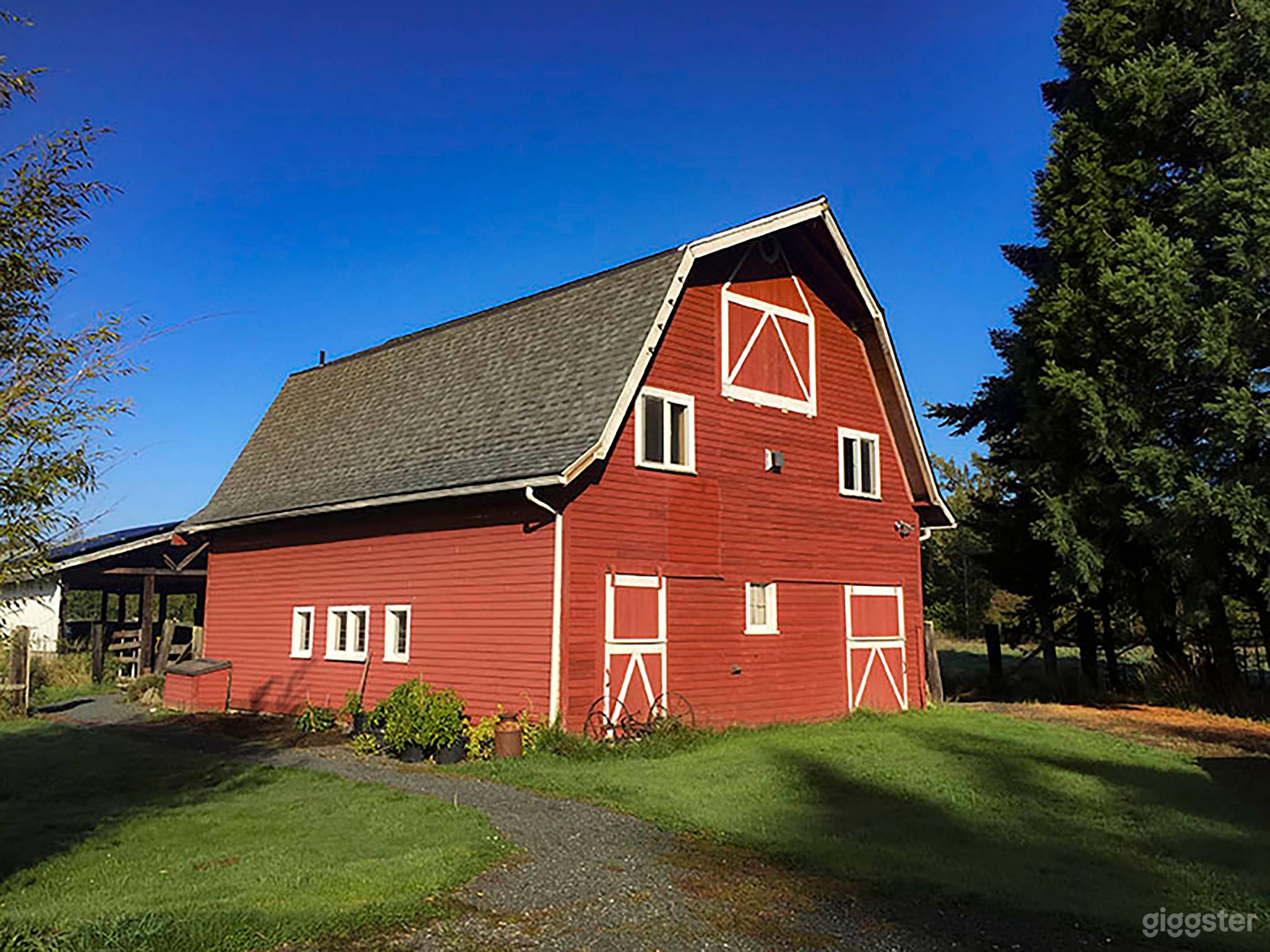 Barn built in 1912 remolded with a apartment loft