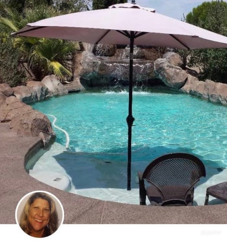  Casa Lista para Producción con Piscina de Cascada y Saliente de Roca (Exclusiva) 