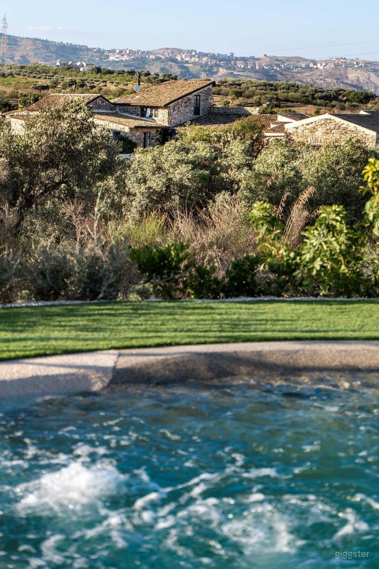  Two Panoramic Pools in an Authentic Sicilian Estate 