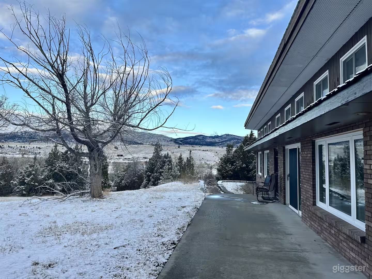 Highlands House Photo 2