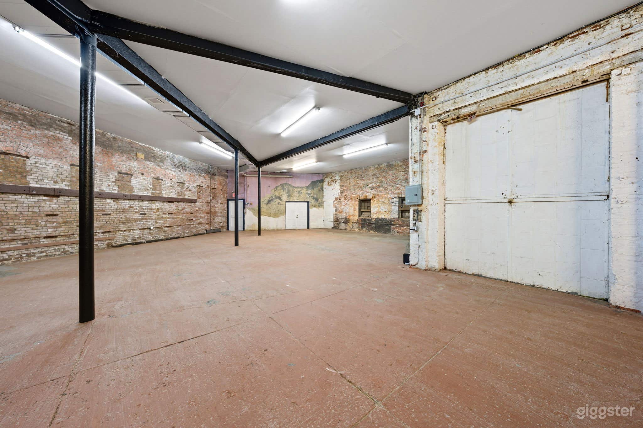 Industrial Warehouse with Stage and Bar in Bushwick Photo 1