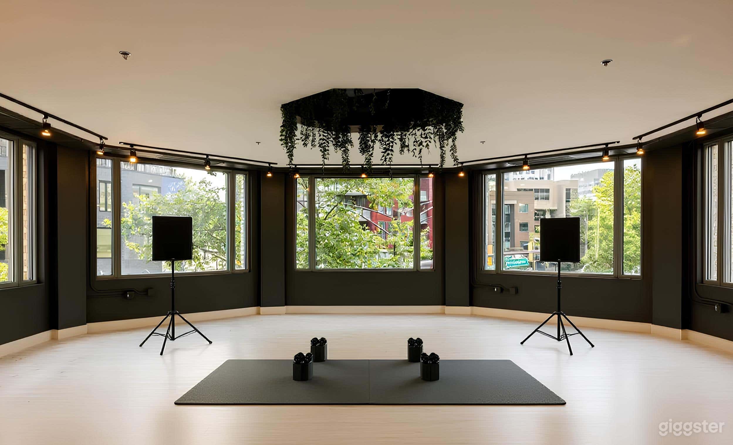 Bright Movement Studio for Wellness Classes & Creative Photo 3